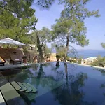 Resort Amanruya