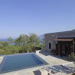 Resort Amanruya *